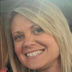 Meet your Posher, Deanna